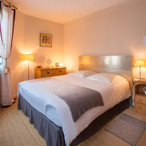 https://chambres-dhotes-la-maison-hippolyte-bed-breakfast.fr-paris.fr