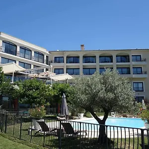 https://domaine-de-saint-clair.hotels-rhonealpes.com